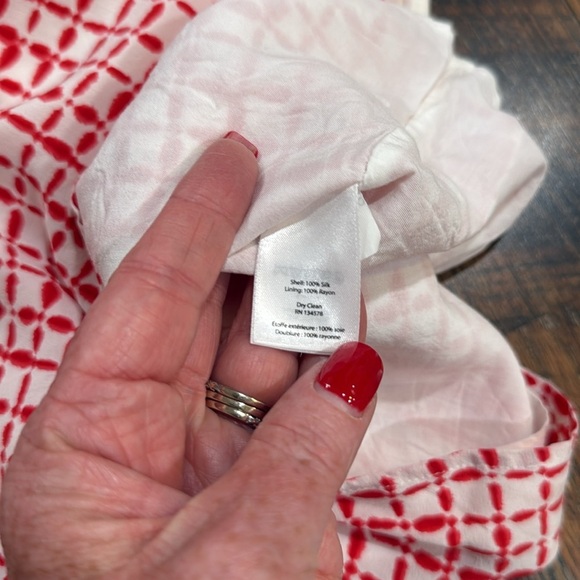 Vineyard Vines Red & White Silk Blouse - Picture 6 of 7